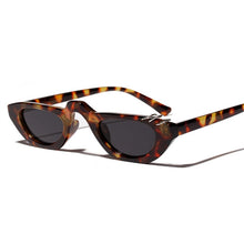 Load image into Gallery viewer, Vintage Small Sunglass